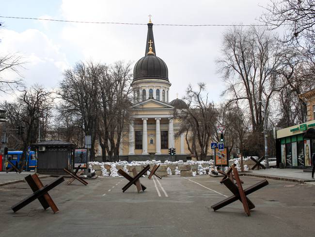 La ciudad ucraniana de Odesa se prepara para un posible ataque ruso