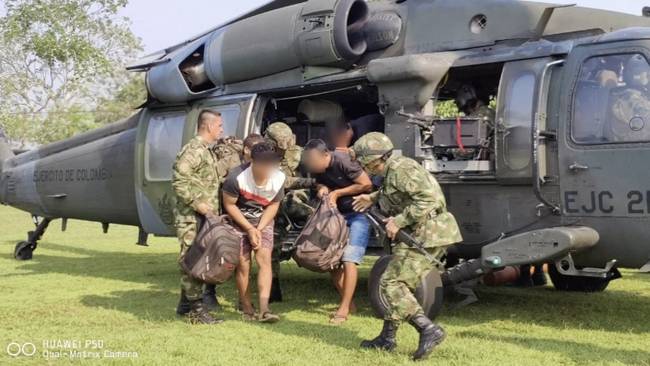 Captura de seis sujetos de nacionalidad brasilera. Foto: Cortesía Fuerzas Militares.