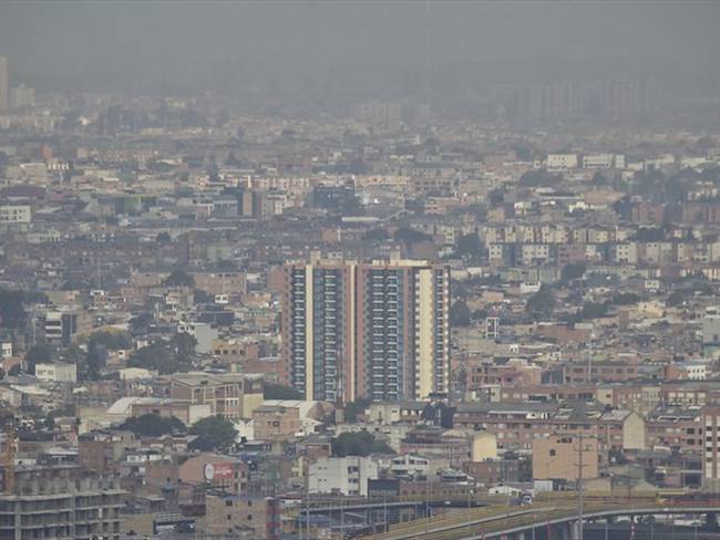 El estudio muestra que la distribución de la calidad del aire es desigual, superando las inequidades económicas o sociales. Foto: Colprensa / SERGIO ACERO