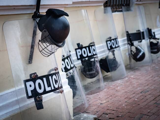 Nos trataron como animales, nos pasearon como trofeos: policia liberado en Caguán