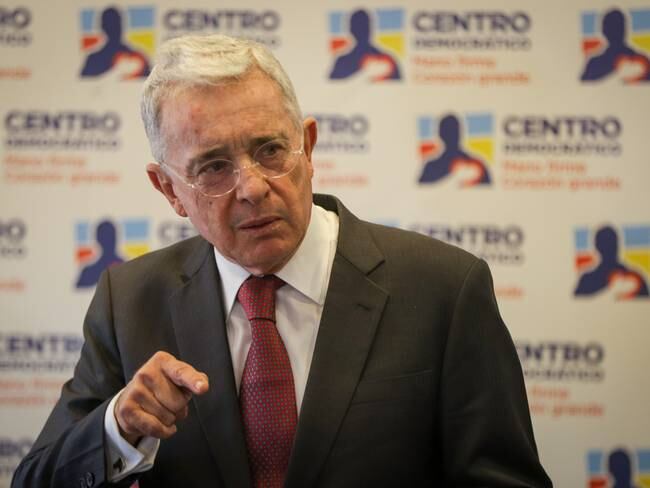 Expresidente de Colombia y líder del Centro Democrático, Álvaro Uribe. Foto: (Colprensa - Álvaro Tavera)