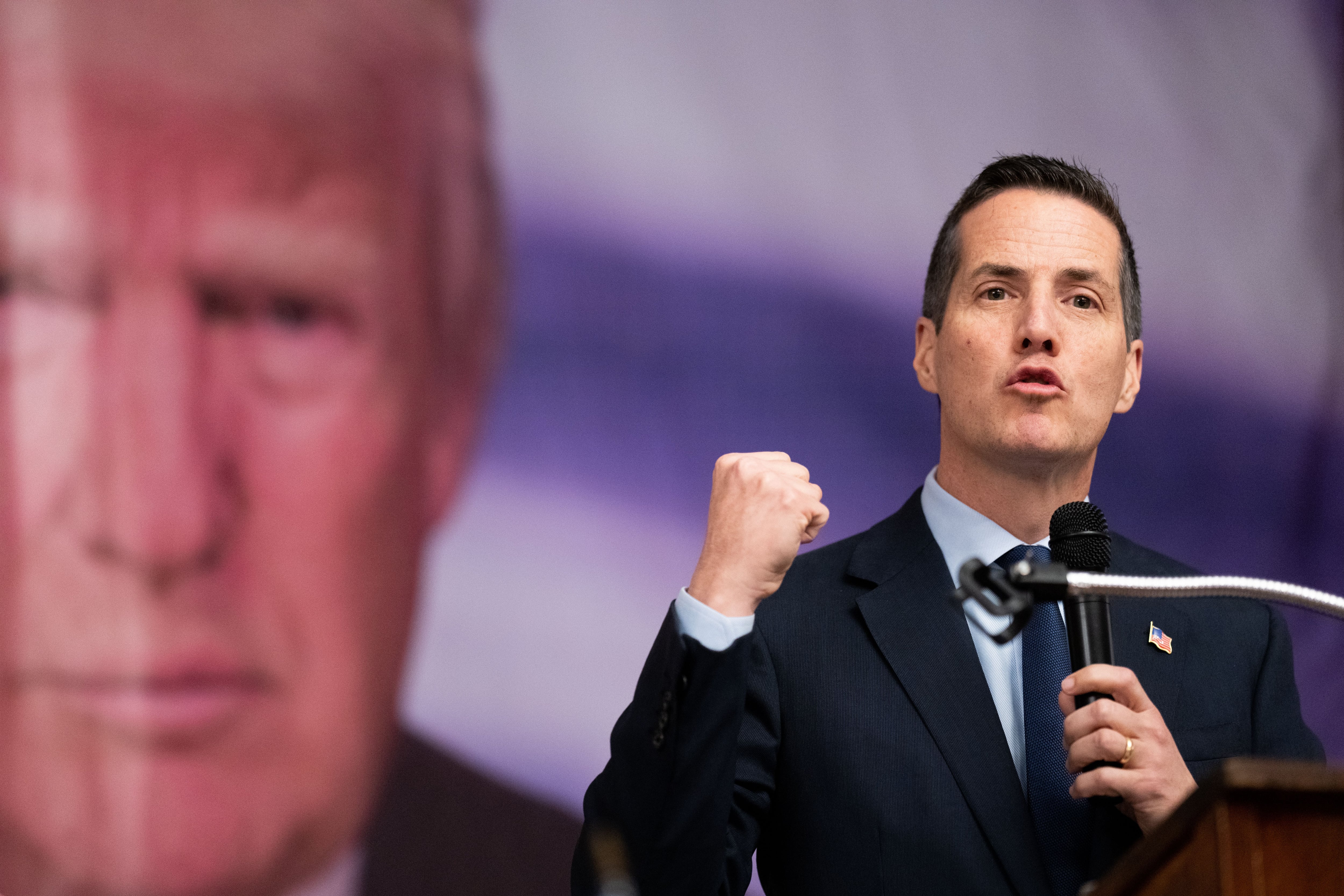 El colombiano Bernie Moreno ganó nominación republicana a Senado de EE.UU.