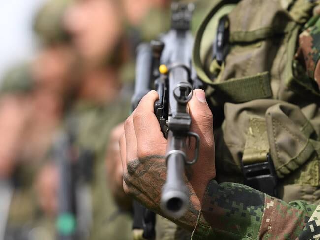 Imagen de referencia de Fuerzas Militares. (Photo by DANIEL MUNOZ/AFP via Getty Images)