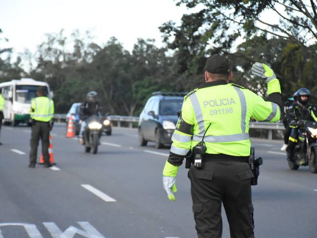 “Es algo esporádico”: comandante de la Policía de Tránsito por carreras en vías del Valle