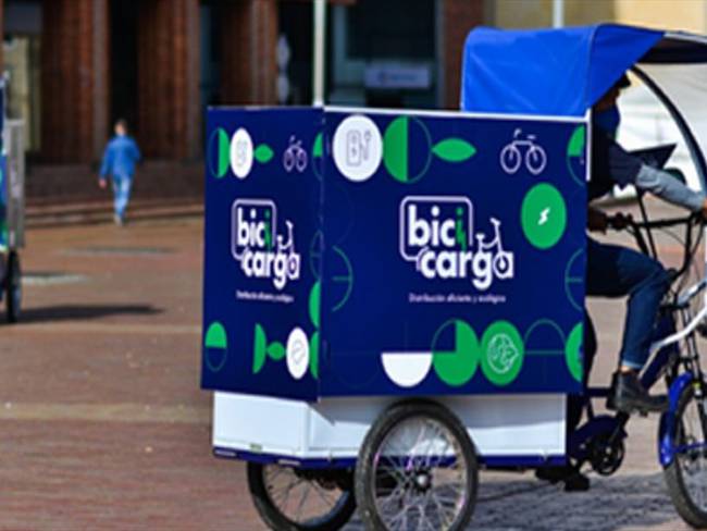 Piloto de distribución de carga con bicicletas eléctricas. Foto: Secretaría de Movilidad de Bogotá