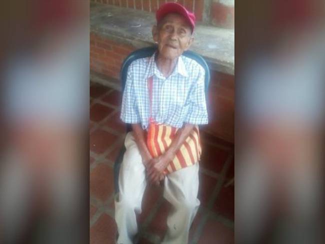 Un hombre de 100 años permanecía hospitalizado tras sufrir una brutal golpiza a manos, presuntamente, de un menor de 13 años. Foto: Erika Rebolledo (W Radio)