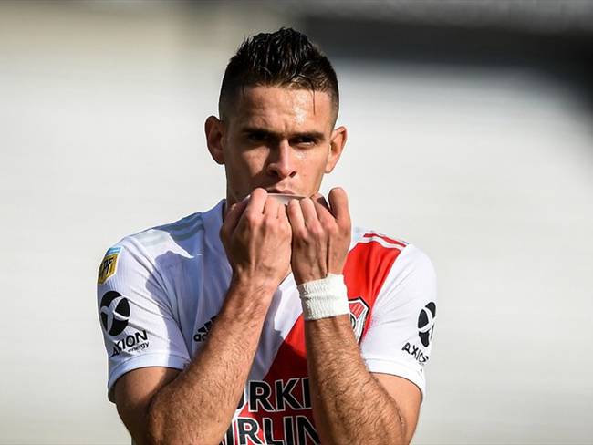 Rafael Santos Borré se perderá el Superclásico ante Boca por COVID-19. Foto: Getty Images