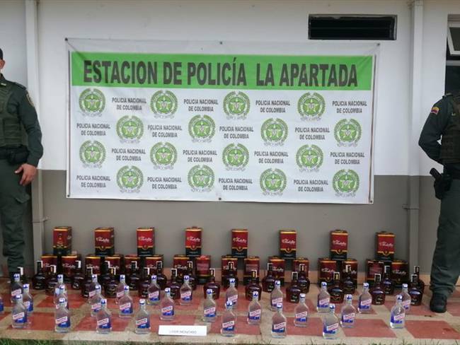 Incautan más de 50 botellas de licor adulterado en Córdoba.Foto:Prensa Policía