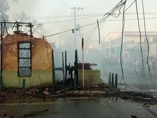 Incendio consumió una vivienda en el centro de la ciudad de Montería. Foto: captura de video.