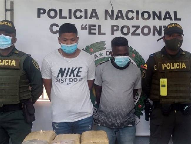 Edwar Luis de Avila Ríos, de 27 años, y Esneider Padilla Valdés, de 34, ya fueron puestos a disposición de la Fiscalía General de la Nación. . Foto: Cortesía Policía