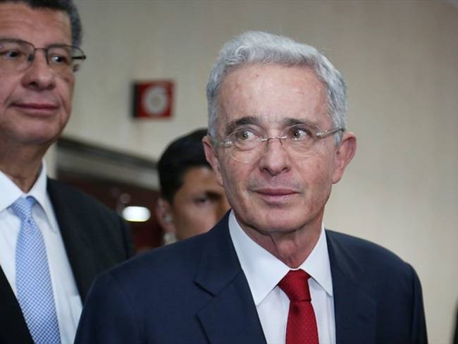 Fiscalía solicitó a juez precluir investigación contra Álvaro Uribe Vélez. Foto: Colprensa