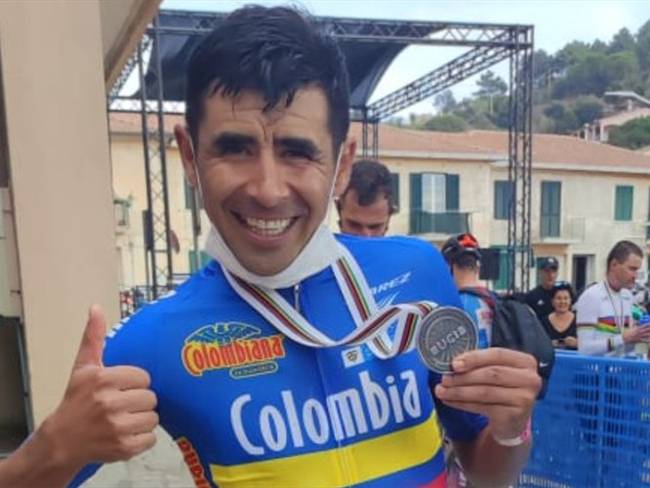Diego Arias es plata en el Mundial MTB Marathon. Foto: Federación Colombiana de Ciclismo