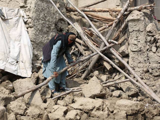 Terremoto en Afganistán y Pakistán (Photo by Shafiullah KAKAR / AFP) (Photo by SHAFIULLAH KAKAR/AFP via Getty Images)