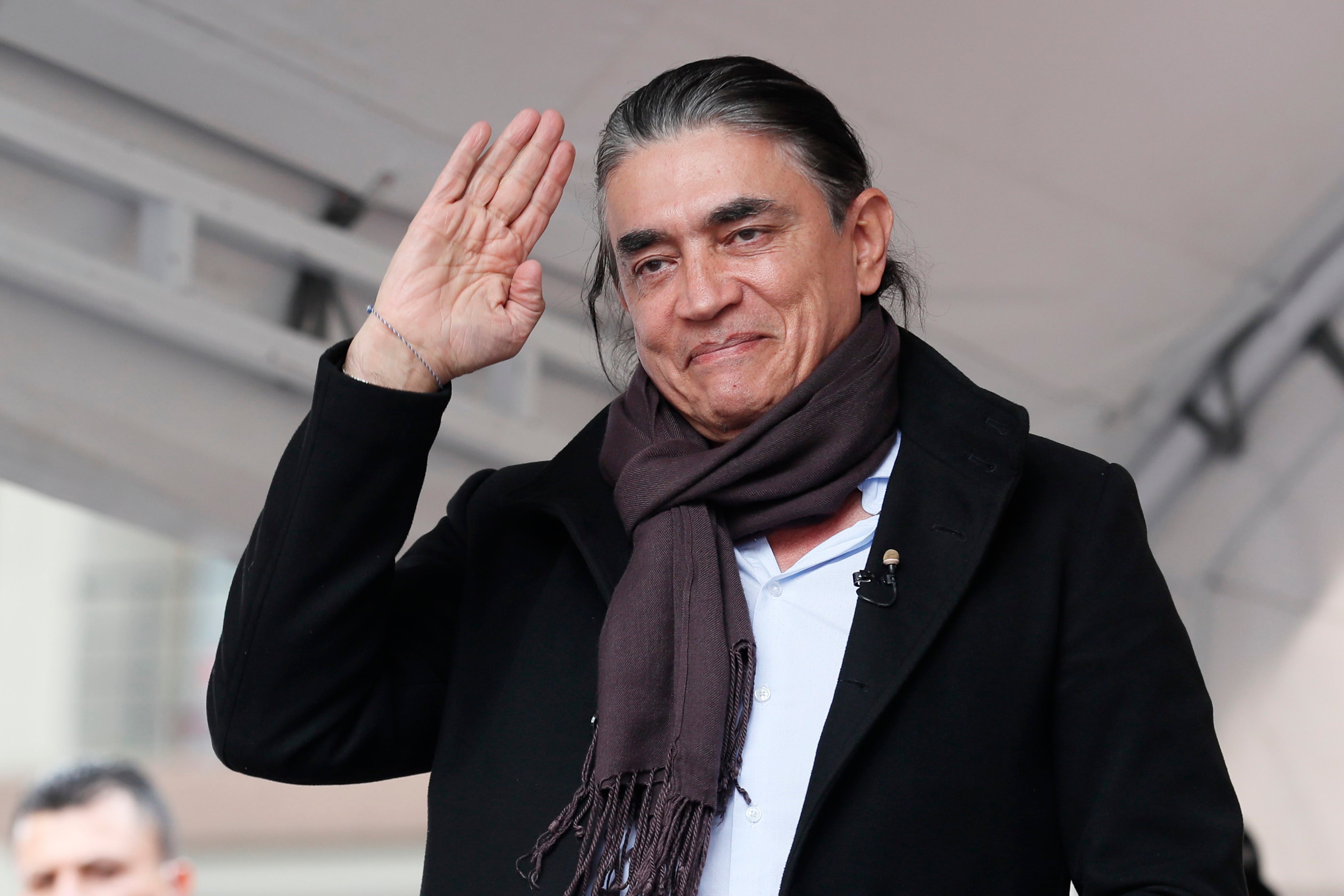 Le digo a la gente que reclame su poder constituyente, eso no es delito: Gustavo Bolívar 