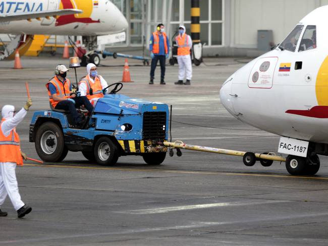 Gobierno quiere que la aerolínea Satena cubra principales rutas Colombia – Venezuela