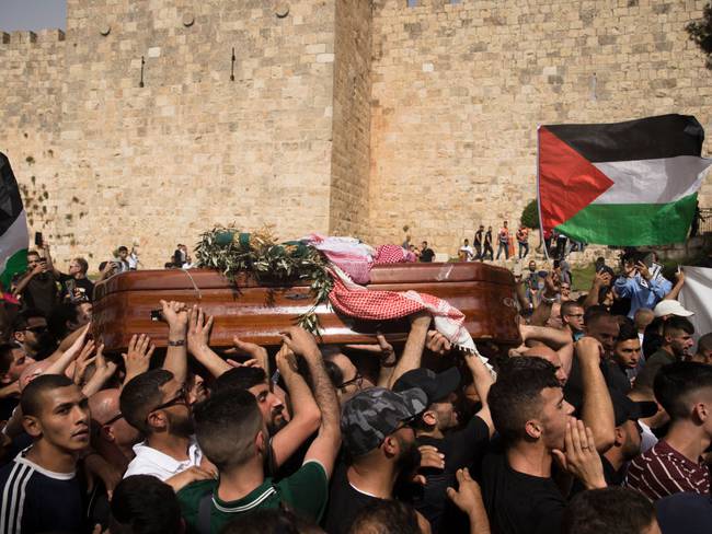 Los últimos que deben investigar estos sucesos son los israelíes: político palestino sobre asesinato de Abu Akleh