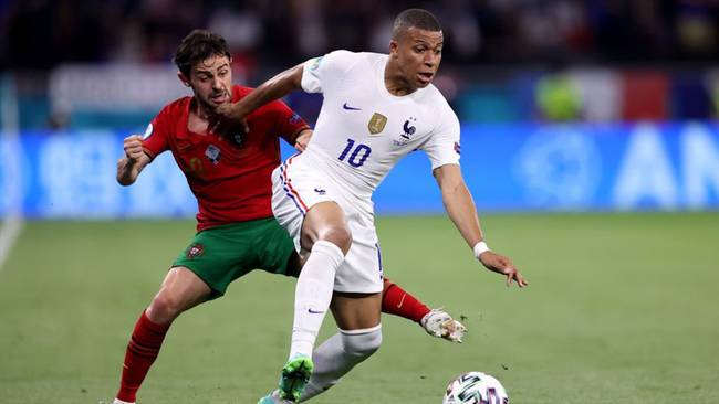 Francia y Portugal firman un empate y están en los octavos de final. Foto: Getty Images