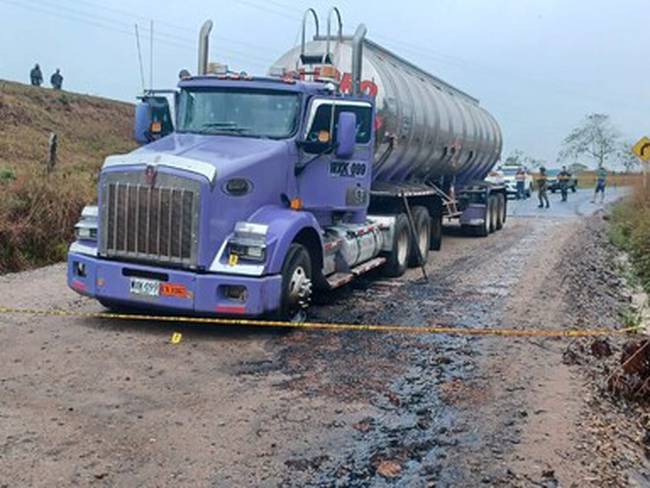 Disidencias de las Farc asesinan en Caquetá a conductor de camión cisterna. Foto: Colprensa