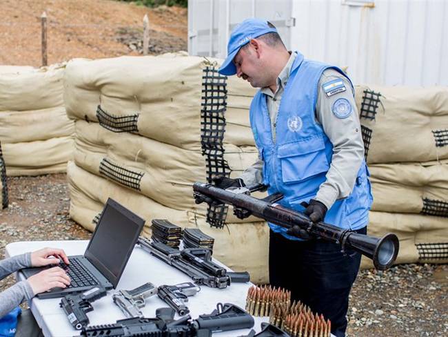 ¿Por qué el Gobierno anunció 60% de armas entregadas mientras la ONU notificó 40%?. Foto: Getty Images.