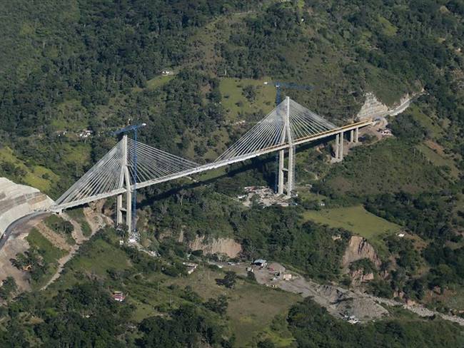 Invías asegura que puente Hisgaura entraría a funcionar antes de finalizar enero. Foto: Colprensa