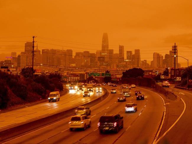 San Francisco con el cielo naranja. Foto: Getty