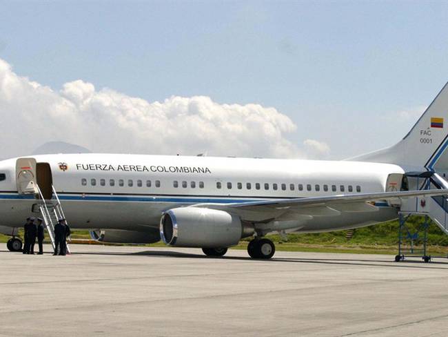 Aviones presidenciales llevarán a las regiones insumos médicos para tratar el Covid 19. Foto: Colprensa