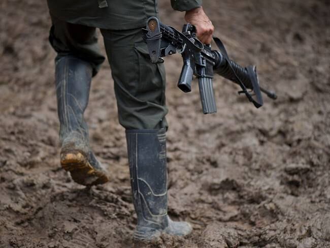 Imagen de referencia de grupos armados ilegales. Foto: Luis Robayo / AFP via Getty Images