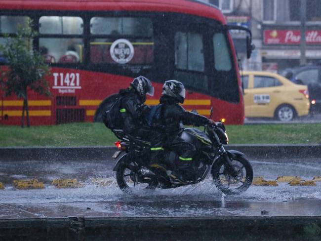 Videos: Aguacero en Bogotá causó inundaciones en varias localidades de la ciudad y caos vehicular