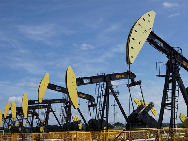 Por su parte el petróleo de referencia de Texas subió un 1,78 % y cerró en 53,26 dólares el barril. . Foto: Colprensa