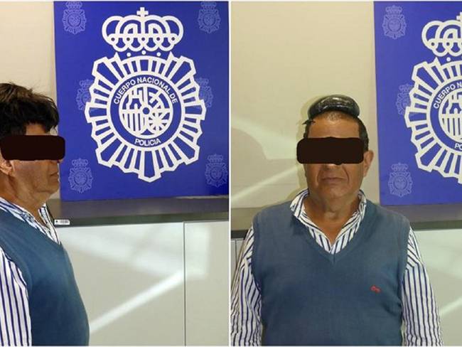 Colombiano capturado en aeropuerto de Barcelona con medio kilo de cocaína bajo su peluquín. Foto: Policía Nacional de Barcelona