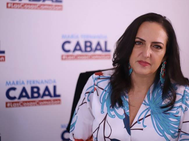 Lenguaje vulgar de izquierdópatas”: María Fernanda Cabal por mensaje contra  Uribe