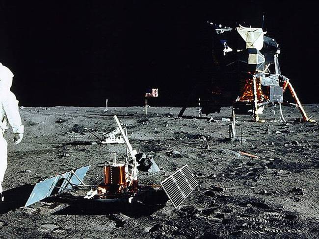 Ingeniero de comunicaciones de la Nasa da detalles de la llegada de Apolo 11 a la Luna