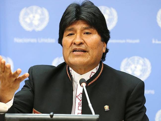 Tras las fuertes manifestaciones y presiones militares el primer mandatario de los bolivianos renunció públicamente a su cargo.. Foto: Getty Images