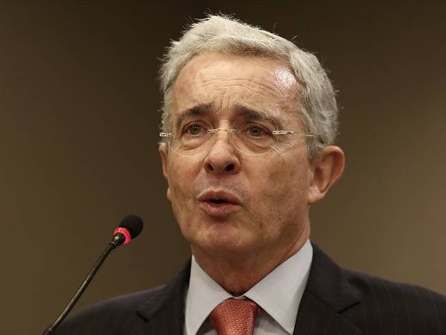 El expresidente Álvaro Uribe se refirió a la convulsionada situación que se vive en Venezuela. Foto: Colprensa