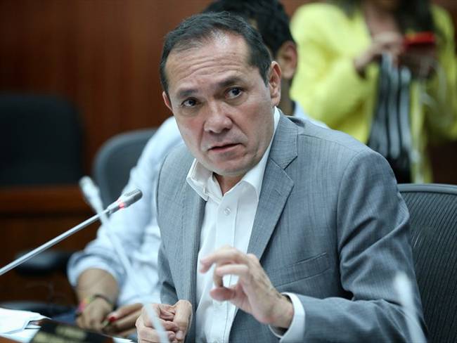 Me parece un pésimo regalo del Gobierno para los colombianos: Antonio Sanguino. Foto: Colprensa