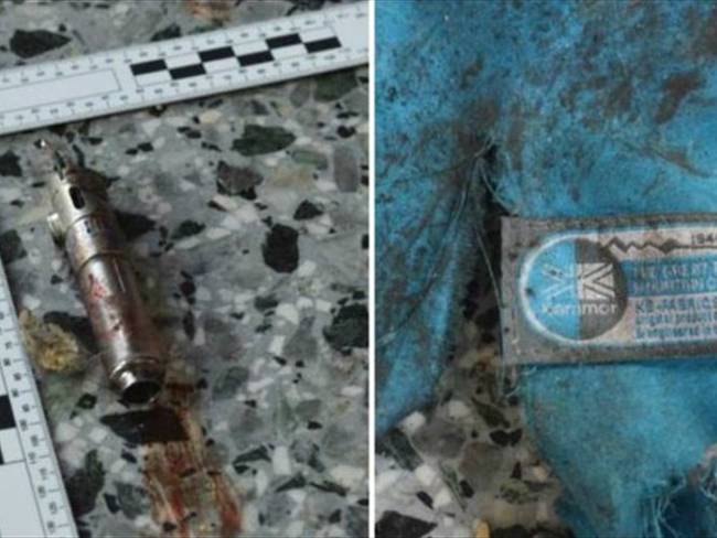 El diario New York Times afirma que esta evidencia -que muestra el resto de una mochila y un posible detonador- fue recogida en el lugar del ataque en Manchester. Imagen tomada de BBC Mundo.