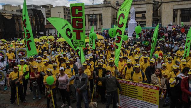 Movilizaciones en Bogotá en el Día Internacional del Trabajo (Photo by Juancho Torres/Anadolu Agency via Getty Images)
