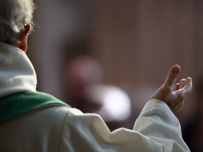Imagen de referencia de sacerdote. Getty Images