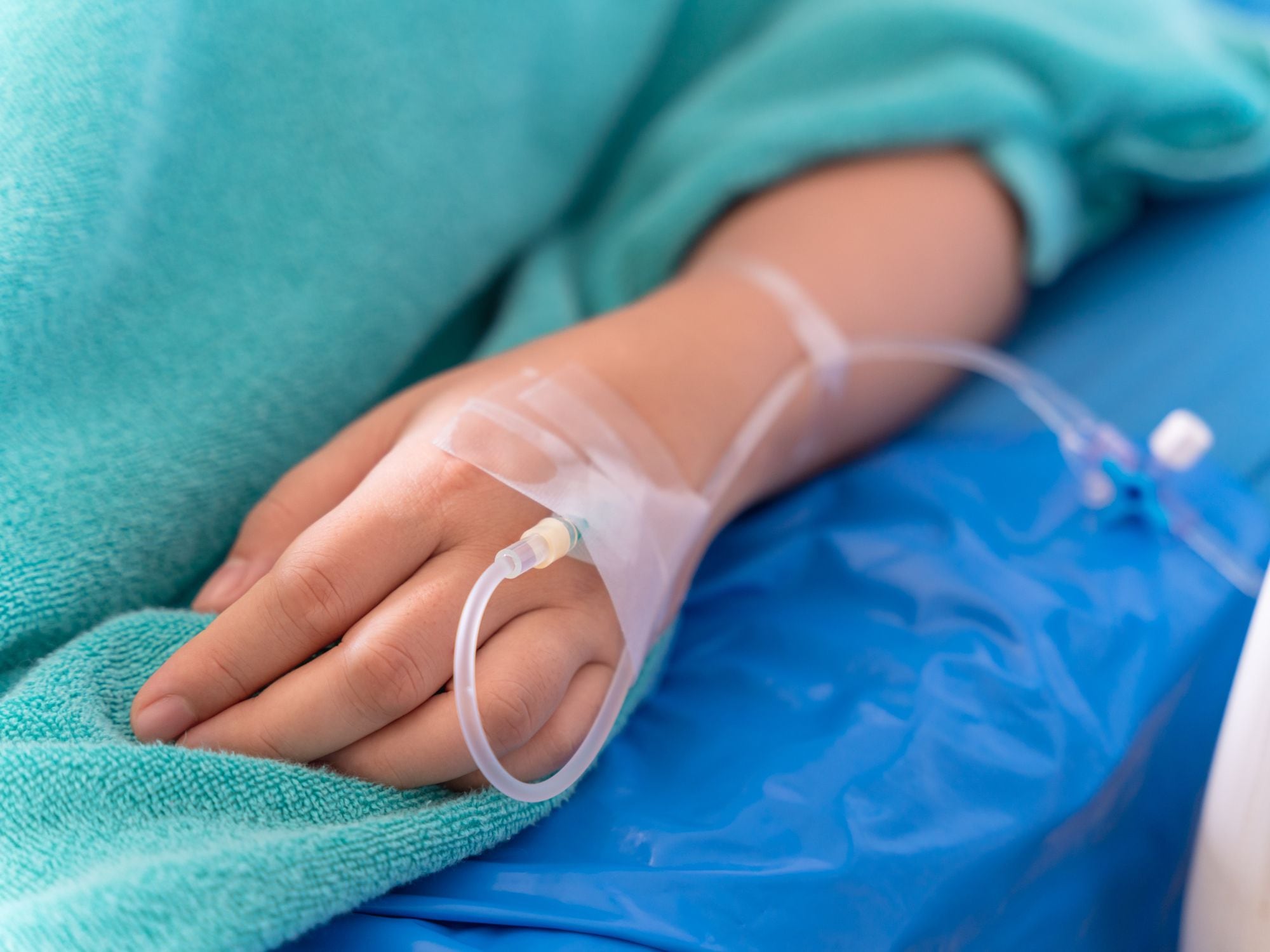 EPS Famisanar retrasa entrega de medicamento vital para niña con neurofibromatosis