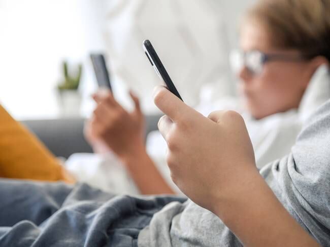 Los menores de 16 años no deberían tener acceso a redes sociales, según neuróloga