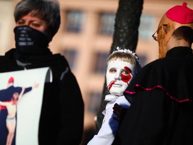 Foto de protestas en rechazo a casos de pederastia en la Iglesia católica en Europa. Foto: Getty Images/NurPhoto