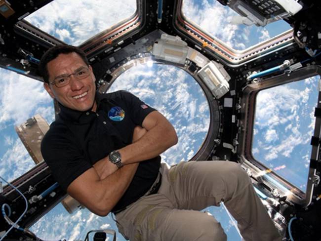 El astronauta Frank Rubio realiza su segunda caminata en el espacio
