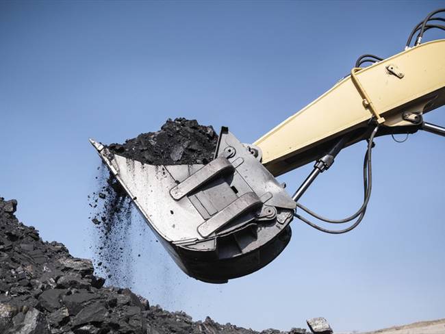 Alerta ambiental en Ciénaga por vertimiento de diésel en puerto carbonero. Foto: Getty Images