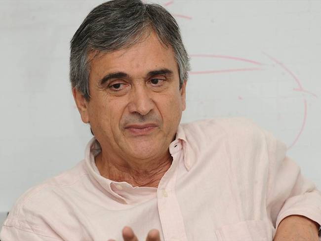 Iván Marulanda defendió la solicitud de revivir la personería jurídica del Nuevo Liberalismo. Foto: Colprensa