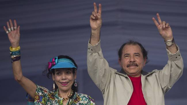 Daniel Ortega y la primera dama Rosario Murillo. Foto: Associated Press - AP