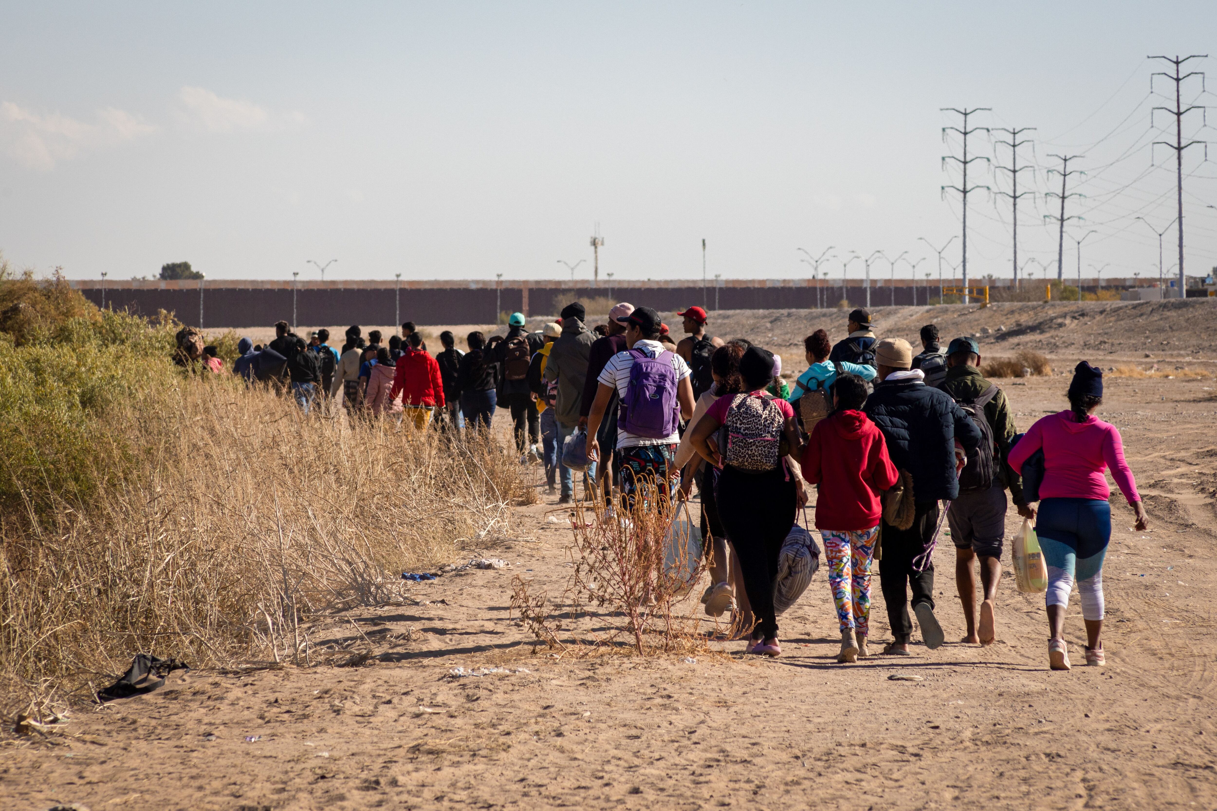 “Administración Biden fracasó en temas migratorios”: sheriff de Arizona, EE.UU.