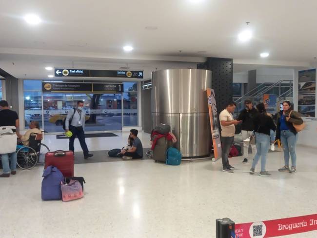 Traumatismos en Cúcuta por cancelación de vuelos de Viva Air - Colprensa