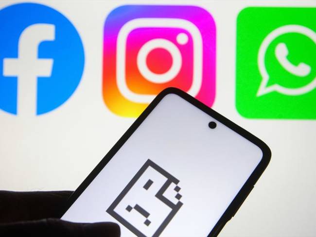 Este lunes, WhatsApp, Facebook e Instagram sufrieron una caída a nivel mundial. Foto: Pavlo Gonchar/SOPA Images/LightRocket via Getty Images