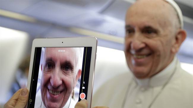 El papa Francisco aceptó tomarse una foto con el alcalde Peñalosa. Foto: Getty Images