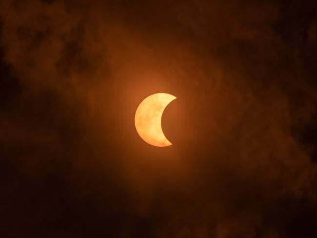 Eclipse solar parcial - Imagen de referencia.